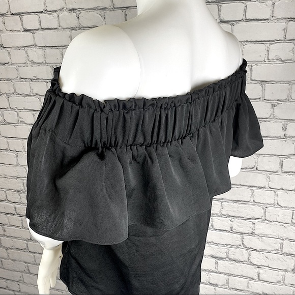 NWT Express Off-the-shoulder Strapless Top - Picture 3 of 5